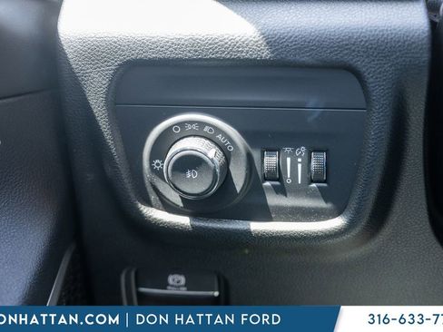 Used 2023 Jeep Grand Cherokee L Limited image 15