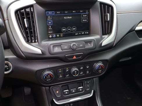 Used 2018 GMC Terrain SLE w/ Driver Convenience Package FWD image 6