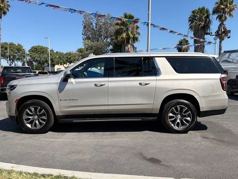 Used 2021 Chevrolet Suburban LT w/ Luxury Package AWD/4WD image 5
