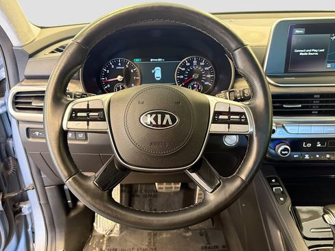 Used 2021 Kia Telluride SX w/ SX Prestige Package image 18