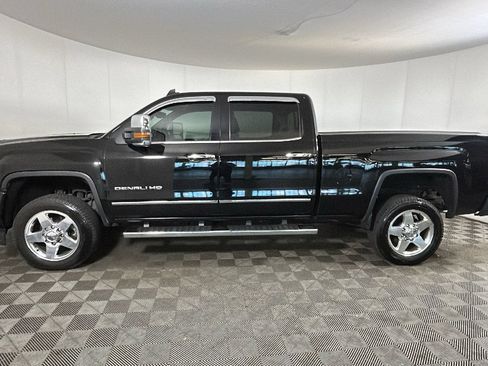 Used 2015 GMC Sierra 2500 Denali AWD/4WD image 5