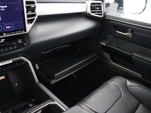 Used 2024 Toyota Tundra Limited RWD image 26