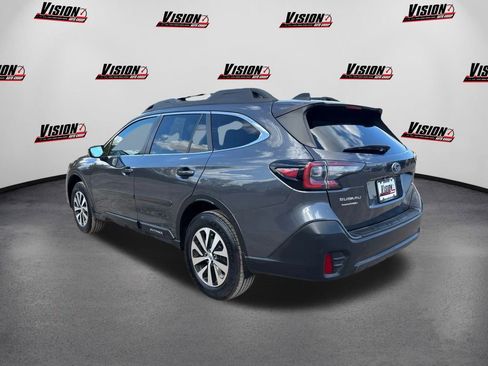 Used 2022 Subaru Outback Premium image 7