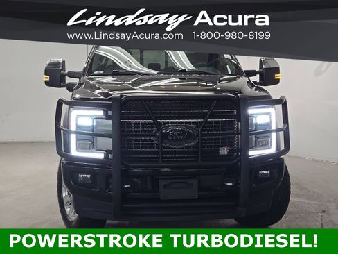 Used 2018 Ford F350 Platinum w/ Platinum Ultimate Package image 2