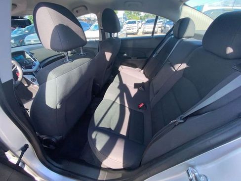 Used 2016 Chevrolet Cruze LT FWD image 20