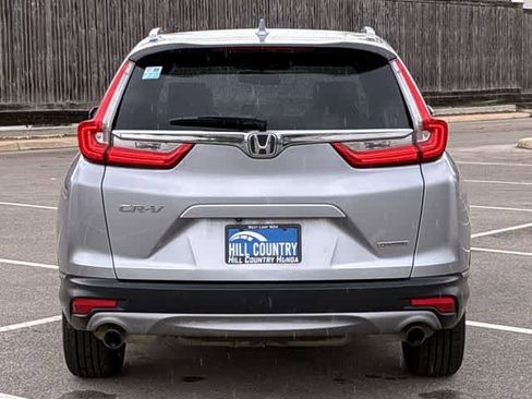 Used 2018 Honda CR-V Touring image 5