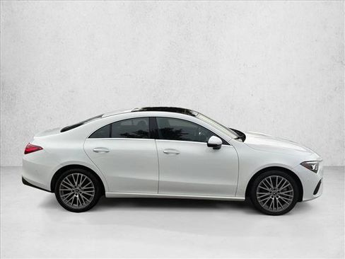 Used 2025 Mercedes-Benz CLA 250 4MATIC image 4
