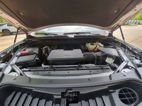 Used 2024 Chevrolet Tahoe Premier w/ Premium Package image 39