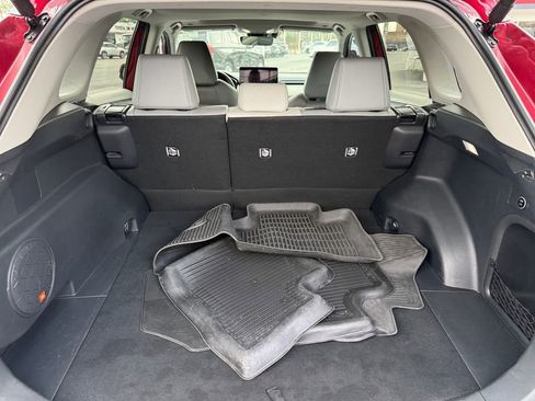 Used 2024 Toyota RAV4 Limited image 25