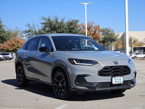 Certified 2024 Honda HR-V Sport image 3