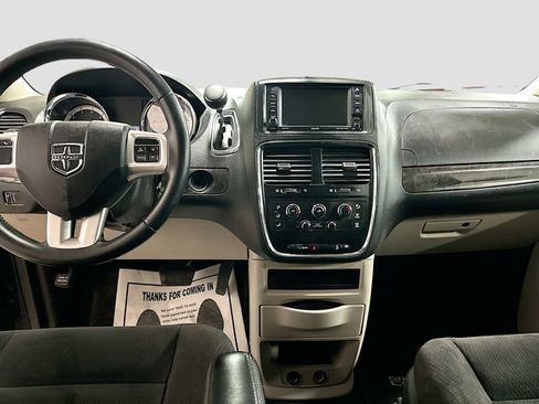 Used 2017 Dodge Grand Caravan SE w/ Power Window Group image 10