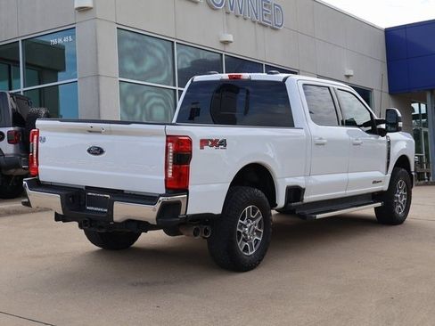 Certified 2023 Ford F250 Lariat w/ FX4 Off-Road Package image 3