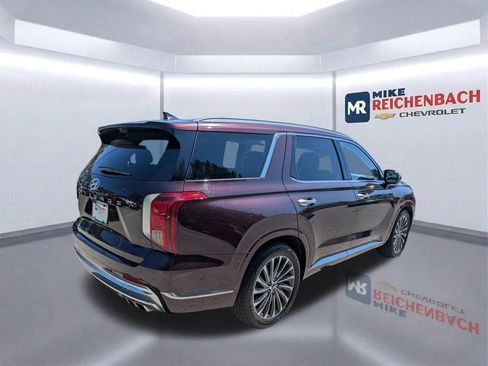 Used 2024 Hyundai Palisade Calligraphy image 4