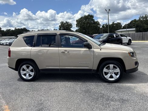 Used 2017 Jeep Compass Sport w/ Power Value Group FWD image 6
