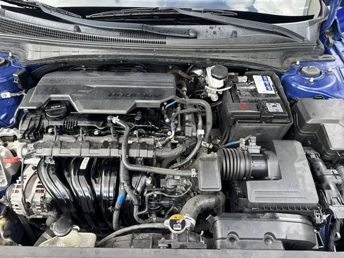 Used 2021 Hyundai Elantra SEL w/ Convenience + Premium Package FWD image 56