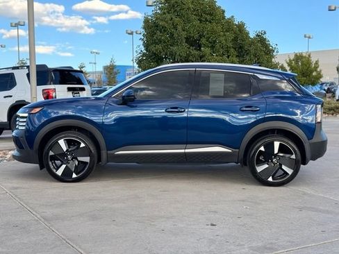 Used 2025 Nissan Kicks SR AWD/4WD image 5