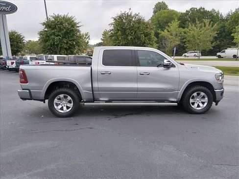 Used 2022 RAM 1500 Laramie AWD/4WD image 3