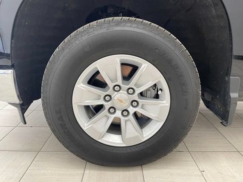 Used 2024 Chevrolet Silverado 1500 LT AWD/4WD image 8