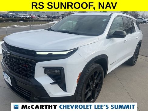 Certified 2024 Chevrolet Traverse RS image 4