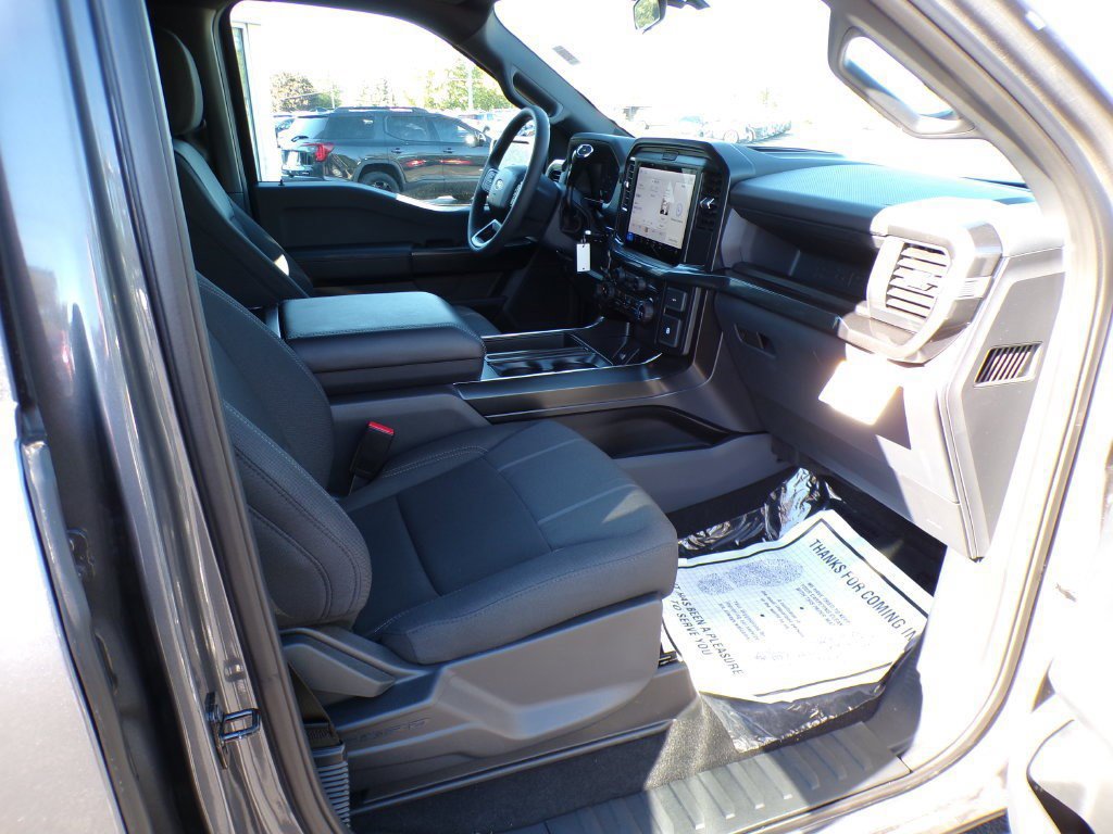 New 2026 Ford F150 STX w/ Equipment Group 200A AWD/4WD image 28
