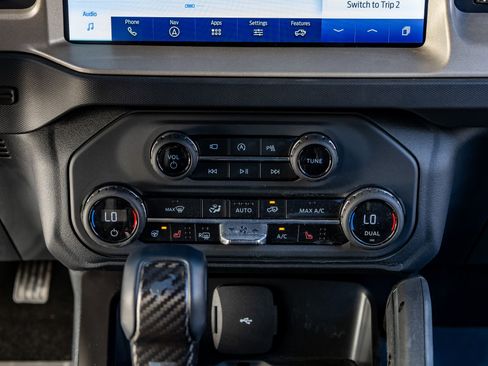 Used 2024 Ford Bronco Raptor w/ Interior Carbon Fiber Pack 6 image 27