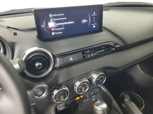 New 2025 MAZDA MX-5 Miata RF Grand Touring w/ Appearance Package image 18