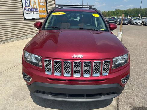 Used 2016 Jeep Compass High Altitude AWD/4WD image 2