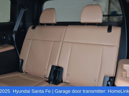Used 2025 Hyundai Santa Fe Limited AWD/4WD image 29
