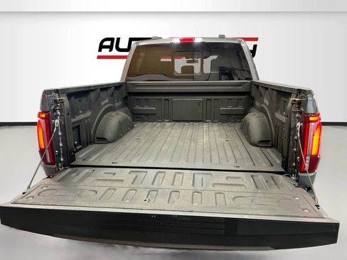 Used 2025 Ford F150 Lariat w/ Equipment Group 501A Mid AWD/4WD image 27