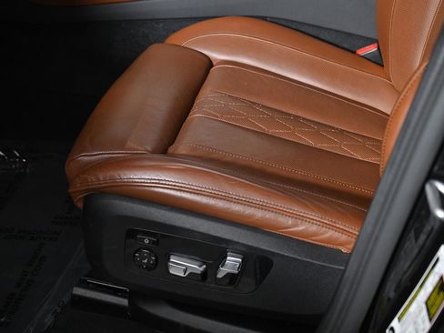 Used 2023 BMW X6 M50i w/ Executive Package image 31