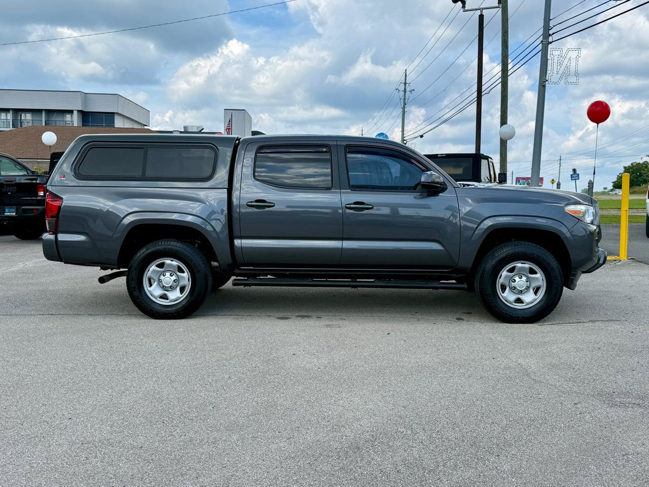 Used 2018 Toyota Tacoma SR w/ SR Convenience Package RWD image 3