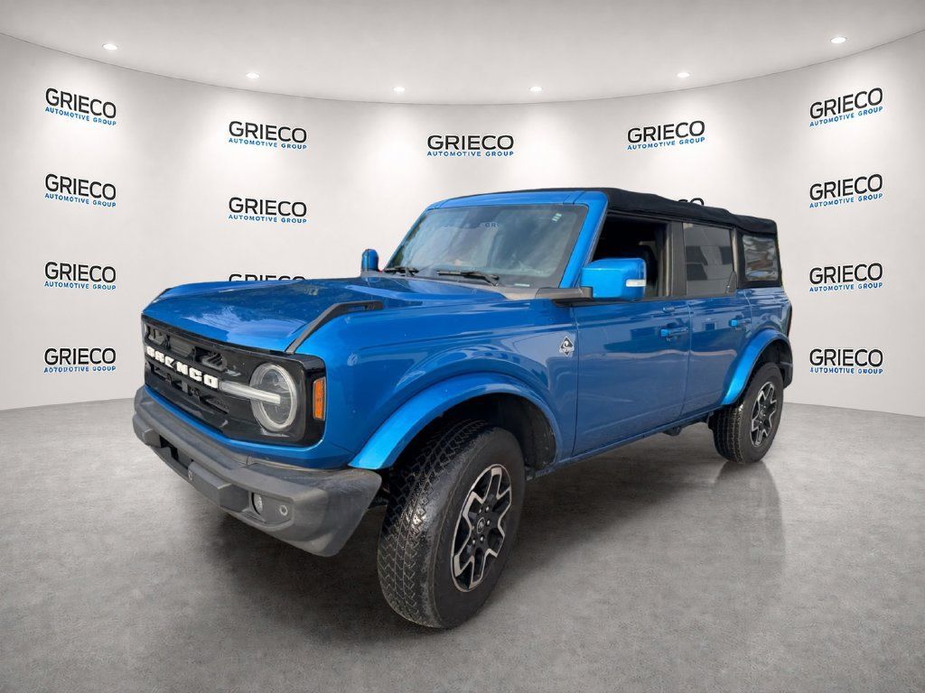 Used 2022 Ford Bronco Outer Banks AWD/4WD image 3