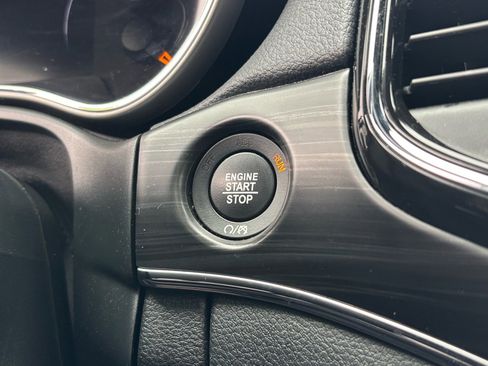 Used 2021 Jeep Grand Cherokee Limited w/ Quick Order Package 28K 80th image 17