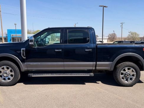Used 2021 Ford F250 Lariat w/ Lariat Ultimate Package image 12