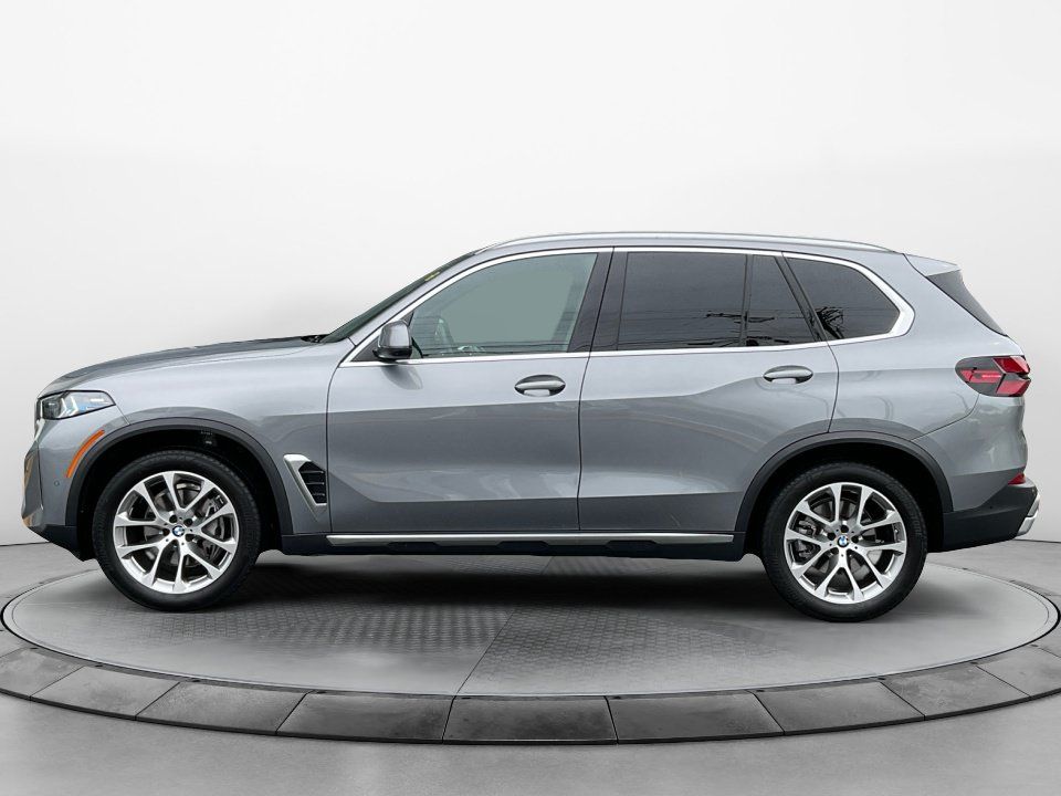 Used 2025 BMW X5 sDrive40i RWD image 4
