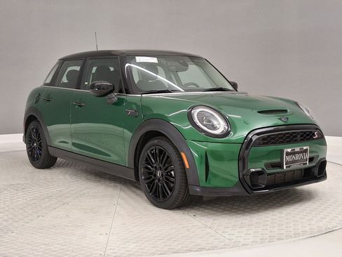 Used 2024 MINI Cooper S FWD image 7