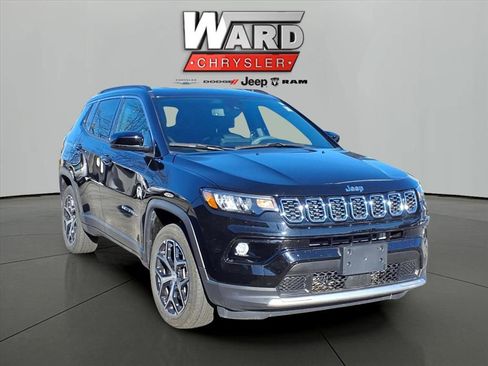 Used 2024 Jeep Compass Limited image 1