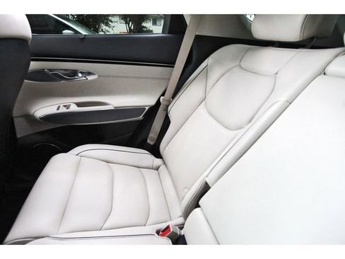 Used 2023 Genesis GV70 2.5T w/ Advanced Package AWD/4WD image 11