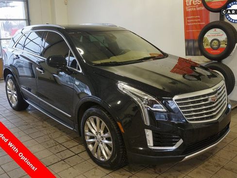 Used 2019 Cadillac XT5 Platinum image 1