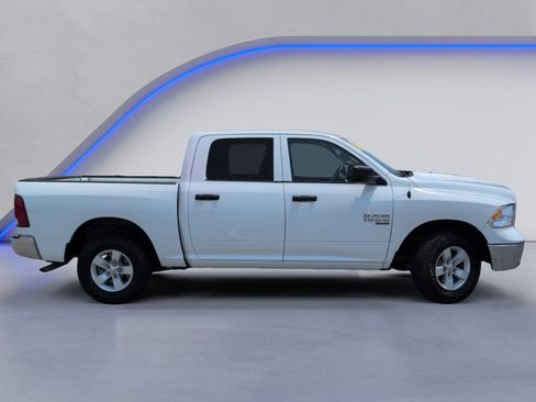Used 2023 RAM 1500 Classic SLT w/ Electronics Group AWD/4WD image 3