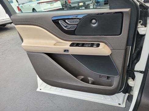 Certified 2023 Lincoln Aviator Reserve w/ Equipment Group 201A RWD image 26