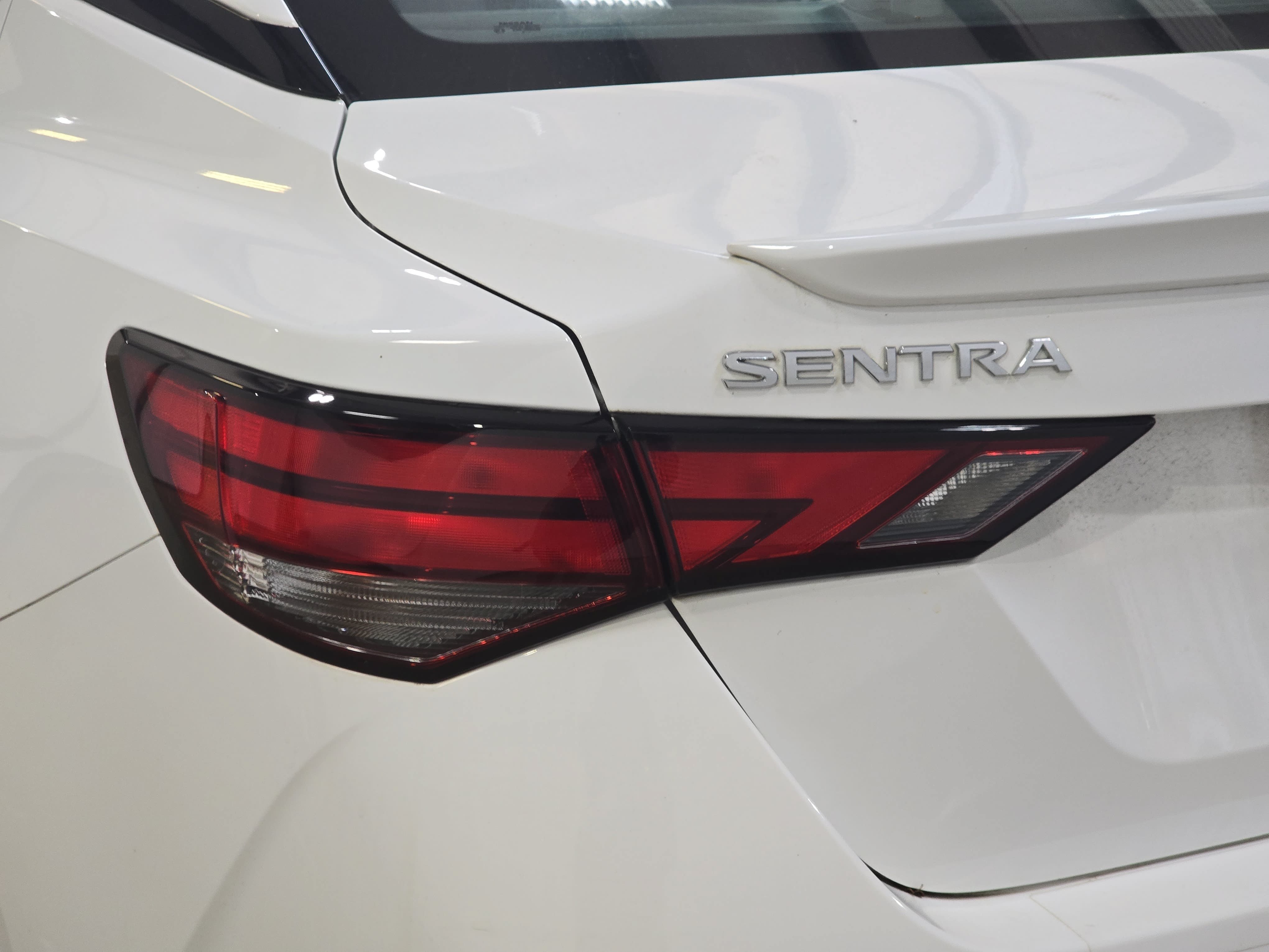 Used 2021 Nissan Sentra S FWD image 11
