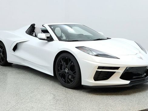 Used 2022 Chevrolet Corvette Stingray Preferred Conv w/ Chrome Exterior Badge Package image 7