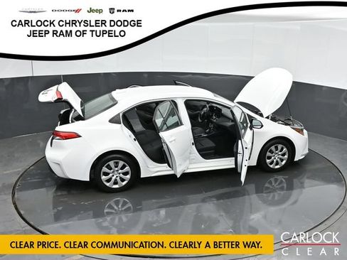 Used 2024 Toyota Corolla LE FWD image 60