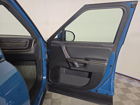 Used 2022 Rivian R1T Launch Edition AWD/4WD image 18