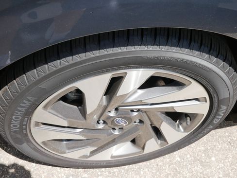 Used 2024 Subaru Legacy Limited AWD/4WD image 5
