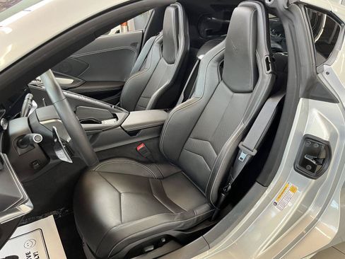 Used 2023 Chevrolet Corvette Stingray Coupe RWD image 22