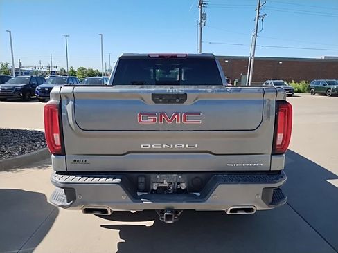 Used 2021 GMC Sierra 1500 Denali w/ Denali Ultimate Package AWD/4WD image 8