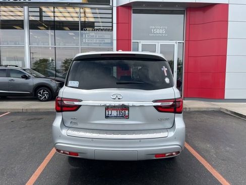 Used 2022 INFINITI QX80 Luxe w/ Cargo Package AWD/4WD image 10