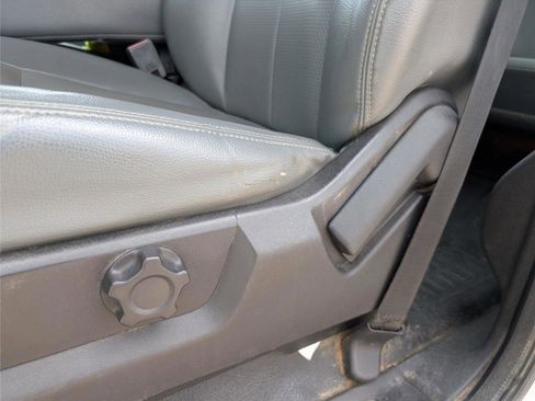 Used 2014 Ford F450 XL w/ Power Equipment Group image 10